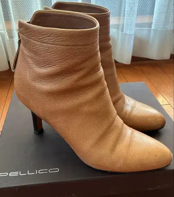 펠리코 백지퍼 숏부츠 35 베이지