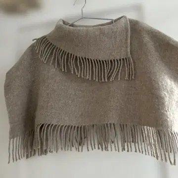 베이지 프린지 판초