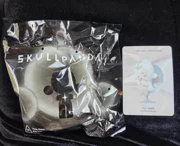popmart 스컬 팬더 The Paradox
