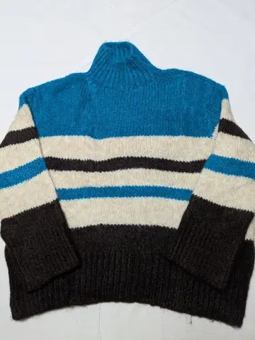 ZARA 자라 보더 니트