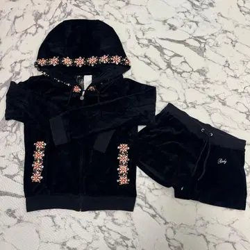 Rady 블랙 벨벳 셋업 새상품급