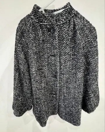 노카라 트위드 자켓 블랙 화이트 이에나