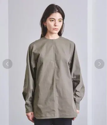 [ 새상품급 ] HYKE 타스란 트윌 블라우스 라운드 그레이 사이즈 1