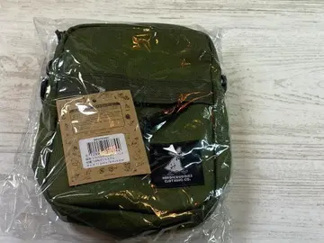 무민 트래블 크로스 스나프킨 그린