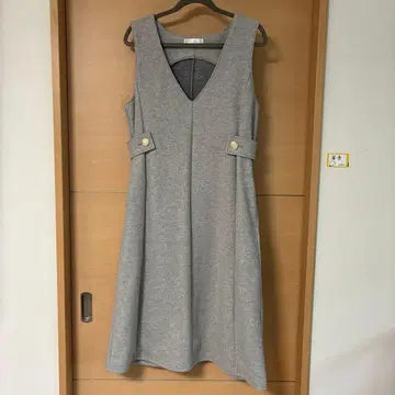 DeCLASSI 그레이 V넥 점퍼 카드