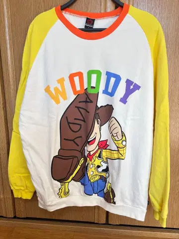토이스토리 우디 트레이닝복