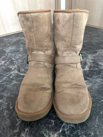 VANS 베이지 스웨이드 어그 부츠 체크 무늬 사이즈 26cm