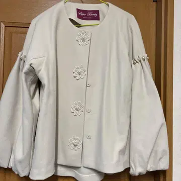 Super Beauty 화이트 노카라 자켓