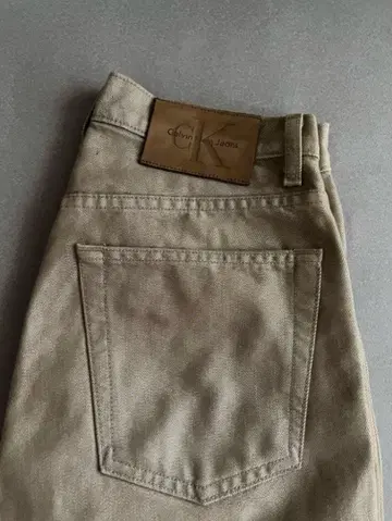 90s calvin klein Jeans 28