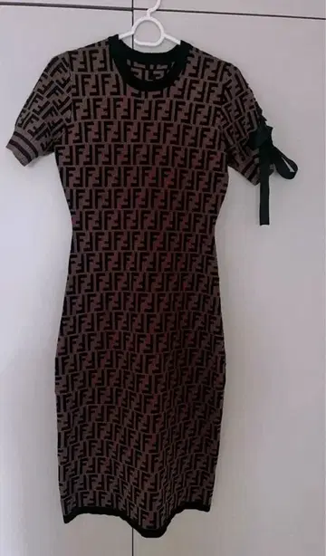 반팔 니트 원피스