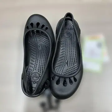 Crocs 플랫슈즈