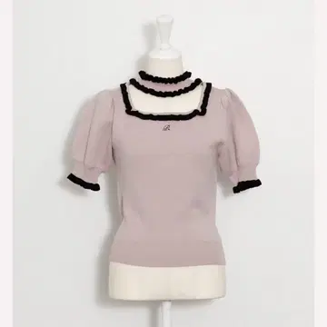 pium 프릴 초커 퍼프 슬리브 니트