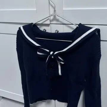 라포미쁘띠 세일러 니트