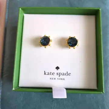 케이트 스페이드 다크 블루 스터드 귀걸이