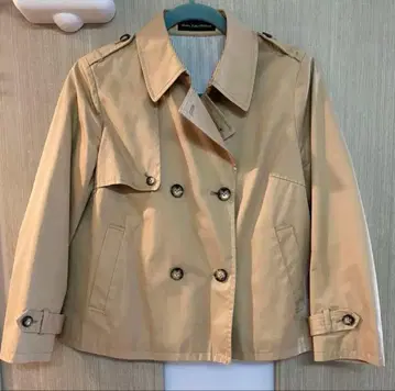 더블 브레스트 숏 트렌치코트