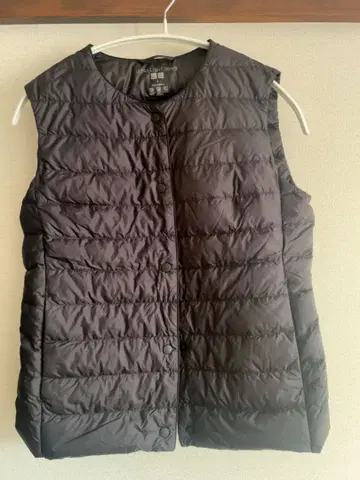 블랙 퀼팅 울트라 라이트 다운 베스트