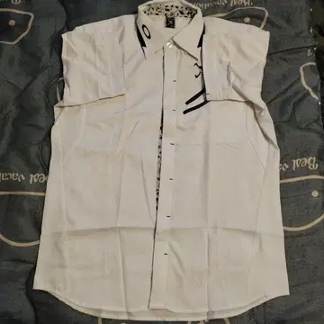 Oakley XL 셔츠 자수 로고 포함