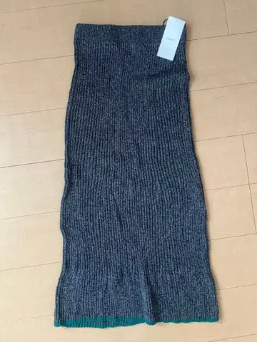 DISCOAT 리브 편직 타이트 스커트 다크 그레이