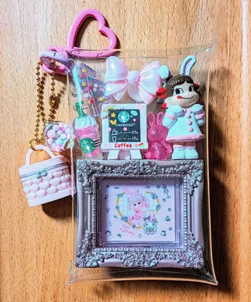 레어 토끼 페코 가챠 굿즈 파우치 페코짱 미술관으로 -