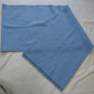 연두색 니트 머플러