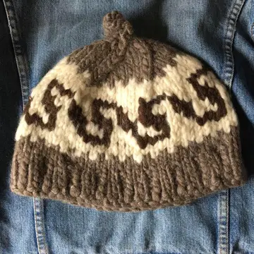 니트 캡 카우친