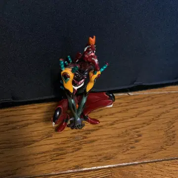 에반게리온 2호기 비스트 피규어