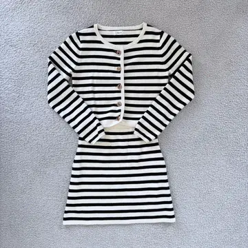 Darich 보더 니트 셋업