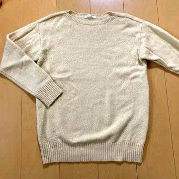 GALERIE VIE 베이지 크루넥 니트