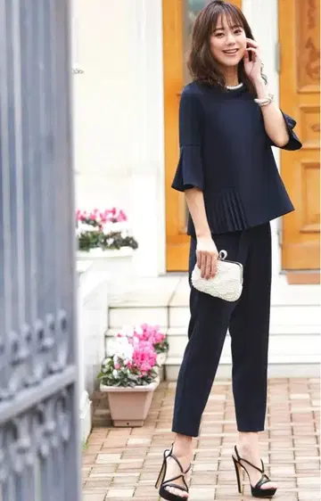 새상품급 사이드 플리츠 펄 상의 팬츠 셋업 (네이비)