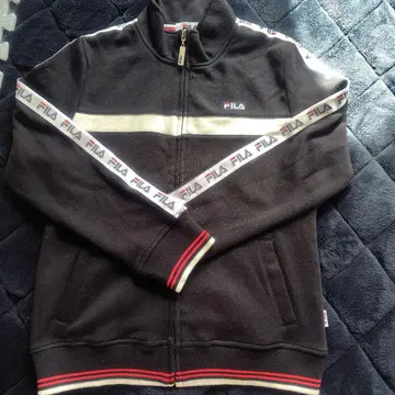 FILA 새상품급 로고 맨투맨 원단 아우터