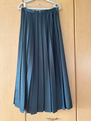 언타이틀 플리츠 스커트 롱 스커트 스커트 그린