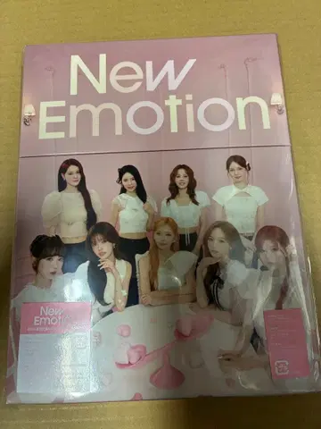 시리얼 봉입 NiziU New Emotion 초회반 A 미개봉 새상품