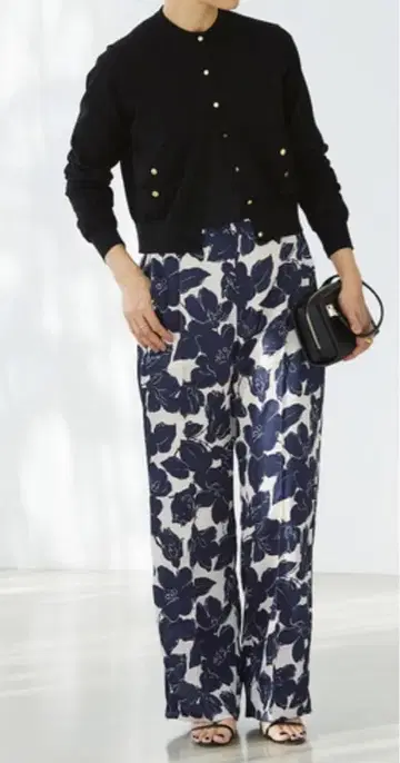 IENA 이에나 라인 플라워 팬츠 새상품급