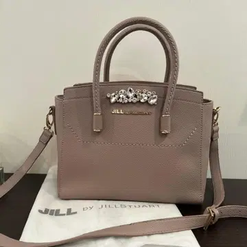 JILL by JILL STUART 비쥬 부착 핸드백