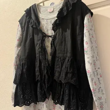 FREAK'S STORE 스캘럽 레이스 베스트 빔즈 보이