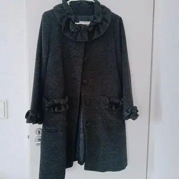 비스콘티 프릴 리본 롱 코트