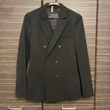엠포리오 아르마니 더블 브레스트 테일러드 자켓 블랙