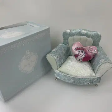 [ 미사용품 ] 아리엘 주얼리 케이스 소파