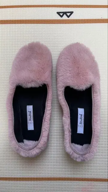 슈샤 sciuscia TRAGARA 퍼 38 핑크