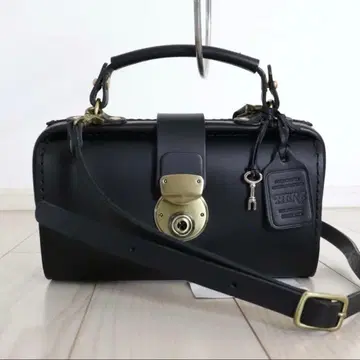 새상품급 HERZ 헬츠 미니 닥터백 가죽 2WAY 숄더백