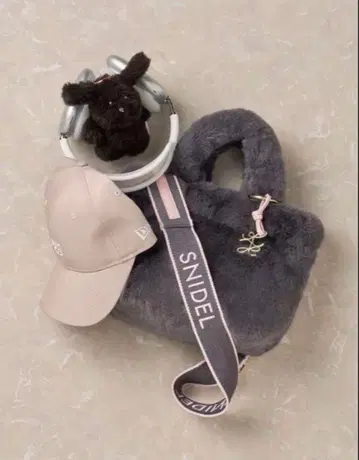 SNIDEL 스나이델 에코 퍼 숄더 백 GRY 그레이