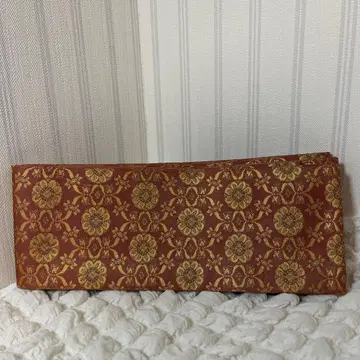 아름다운 무늬의 옅은 오렌지색 남성용 오비 춤 오비