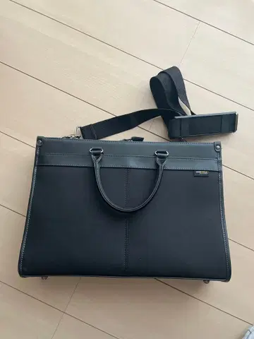 블랙 토트백 비즈니스 백 코듀라