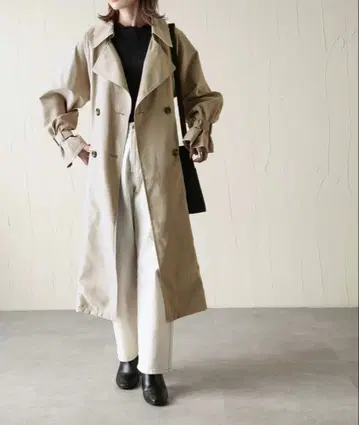 베이지 트렌치코트 더블 브레스트