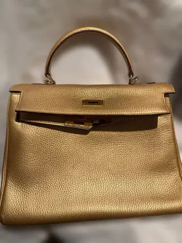 골드 핸드백