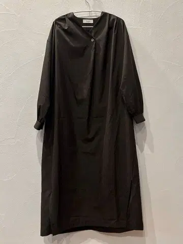 [ 야라 ] [ doux bleu ] 브라운 원피스