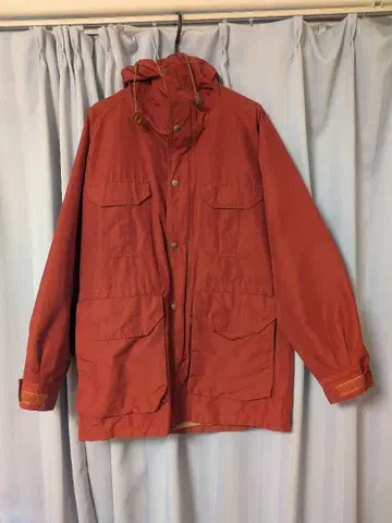 타라스부르바 일본제? 마운틴 파카