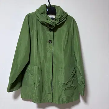 GLOBAL SWITCH 후드 부착 자켓 올리브 그린