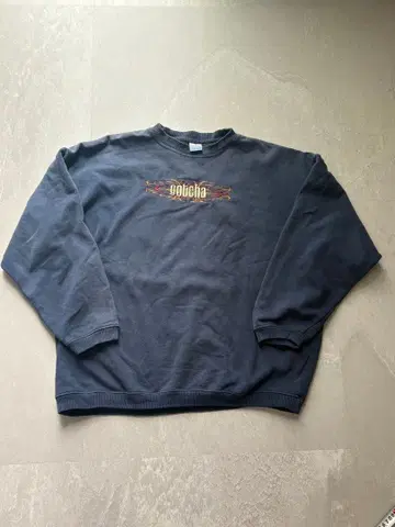 gotcha 자수 트레이닝복 다크 그레이