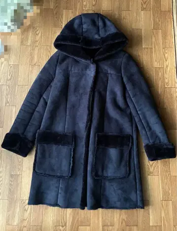 무스탕 코트 다크 블루 후드 부착